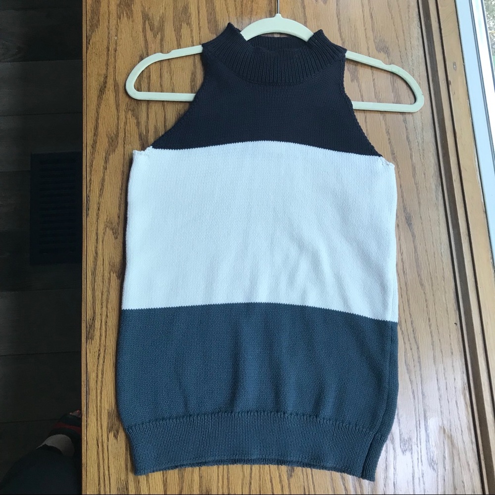 NWT Preppy Sleeveless Knit Top